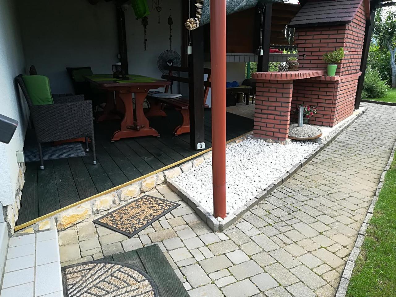 Apartment Bozic Vrbovsko Esterno foto